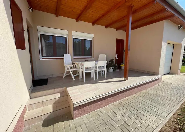 בית נופש In - Balaton 18168