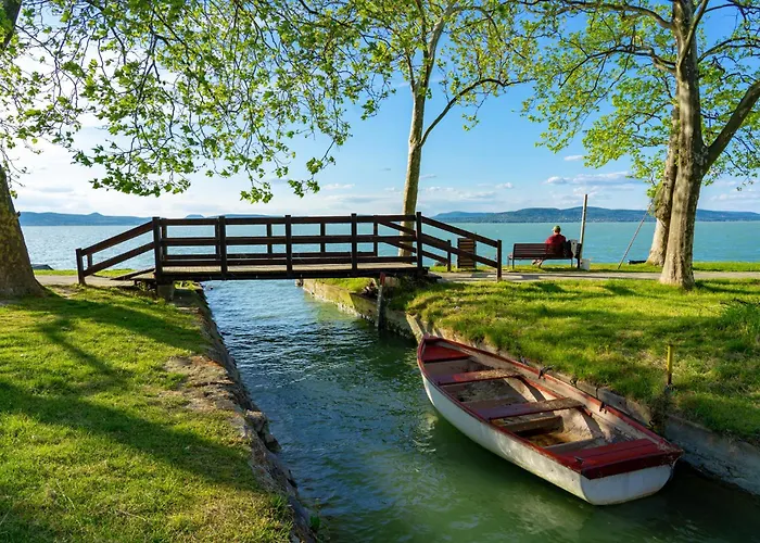 In - Balaton 18168 בית נופש *