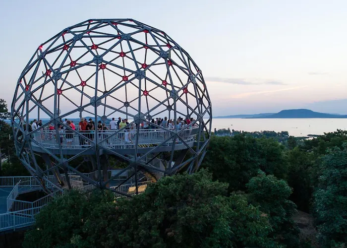 In - Balaton 18168 * Balatonboglár